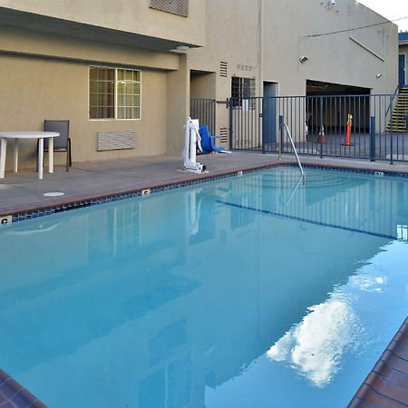 Americas Best Value Inn Hollywood Los Angeles Buitenkant foto