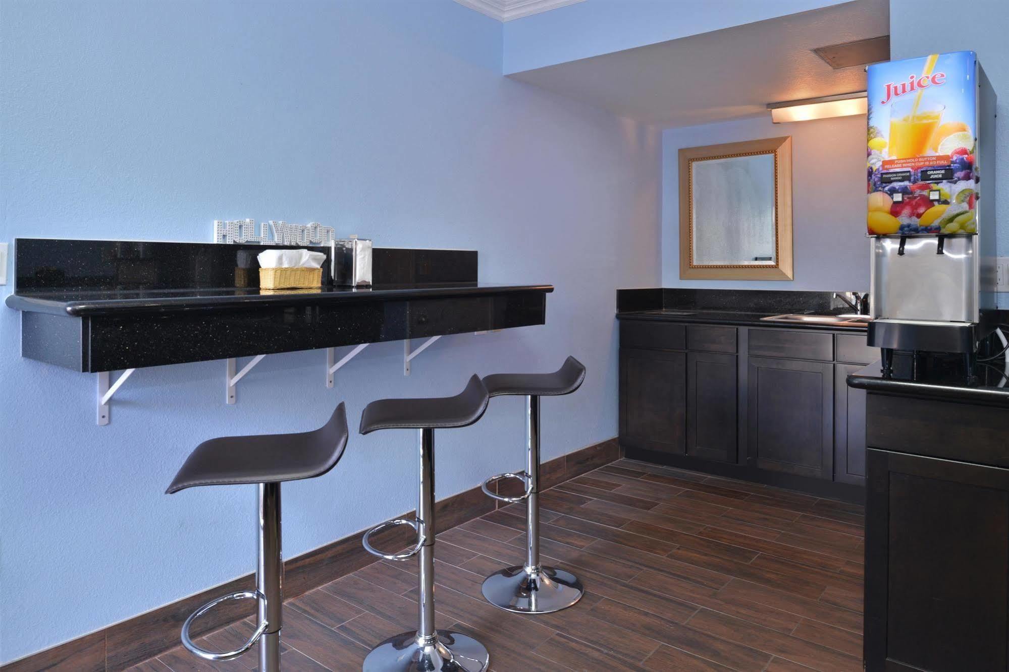 Americas Best Value Inn Hollywood Los Angeles Buitenkant foto